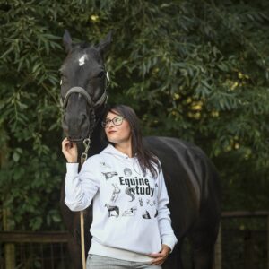 Mikina Equine-study